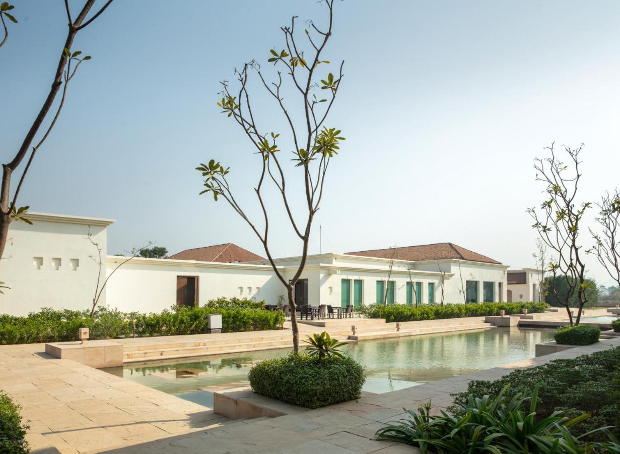 Marasa Sarovar Premiere, Bodhgaya Экстерьер фото